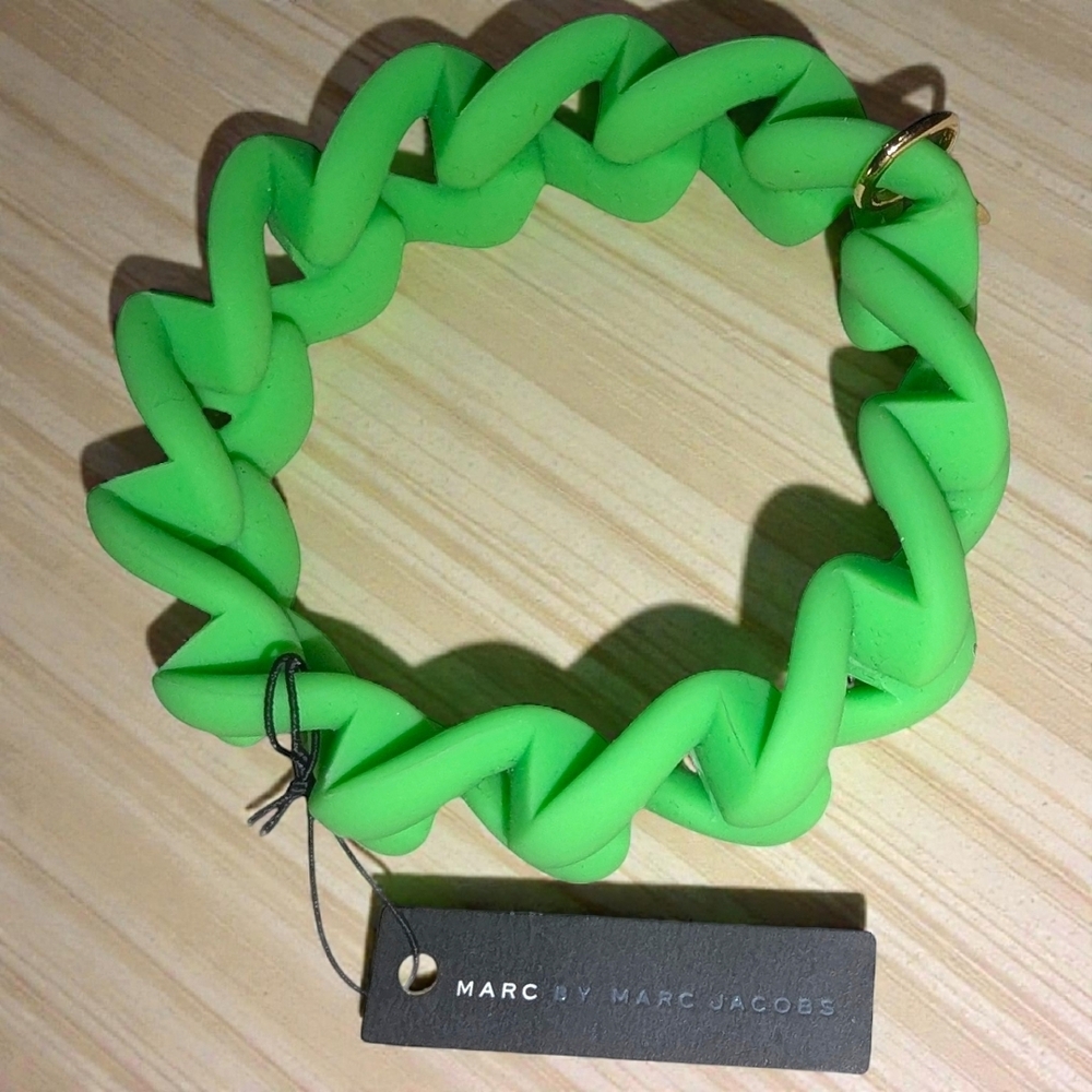 Marc by Marc Jacobs Green Silicone Twisted Chain Bracelet Adjustable